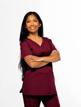 CSCRUBS CLASSIC  COLLECTION V NECK TOP